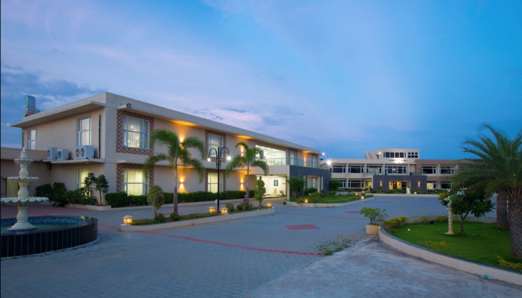 Landmark Pallavaa ECR For Team Outing Price And Details - Sep - Oct ...