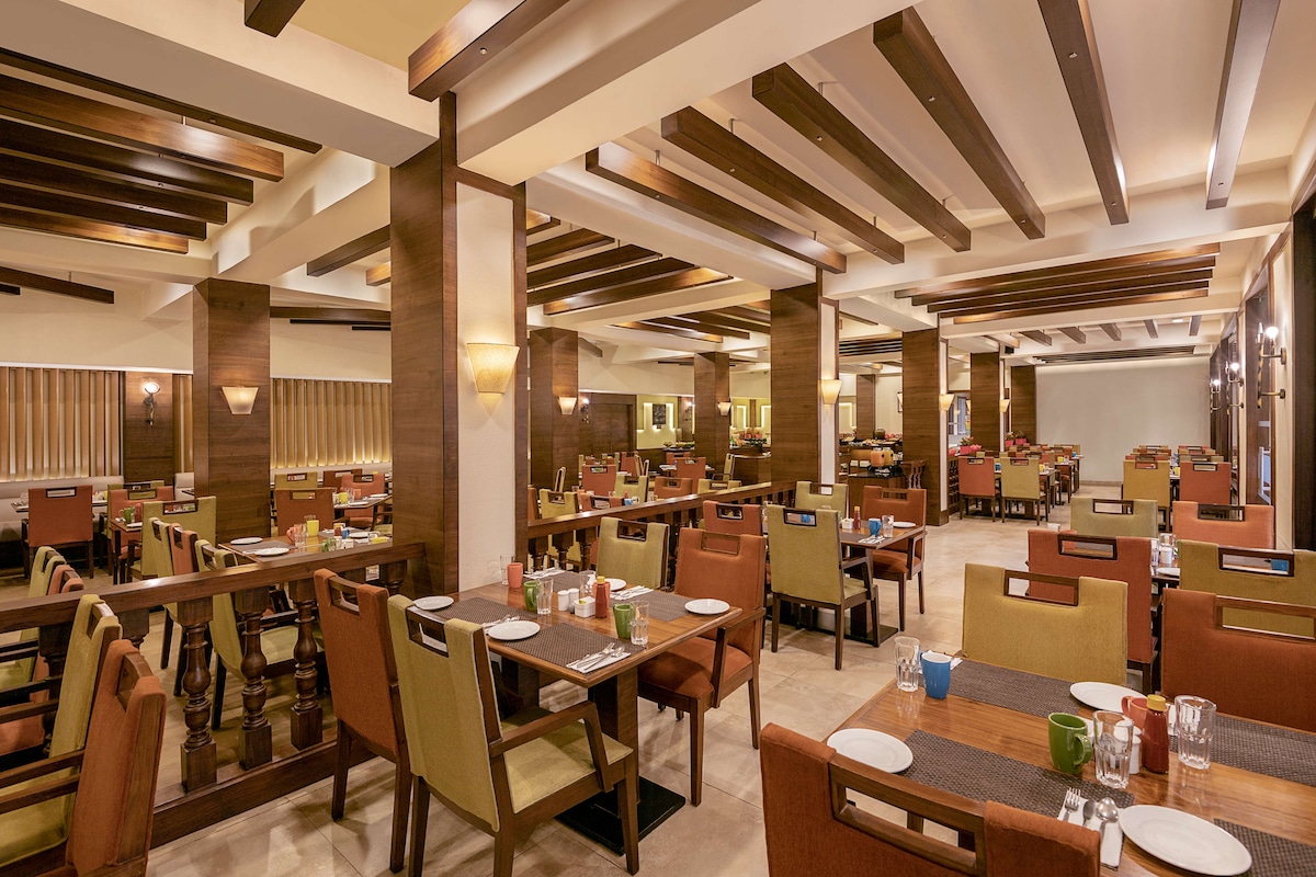 Country Inn Goa Country Inn & Suites by Radisson, Goa Panjim for Team Outing - Leading ...